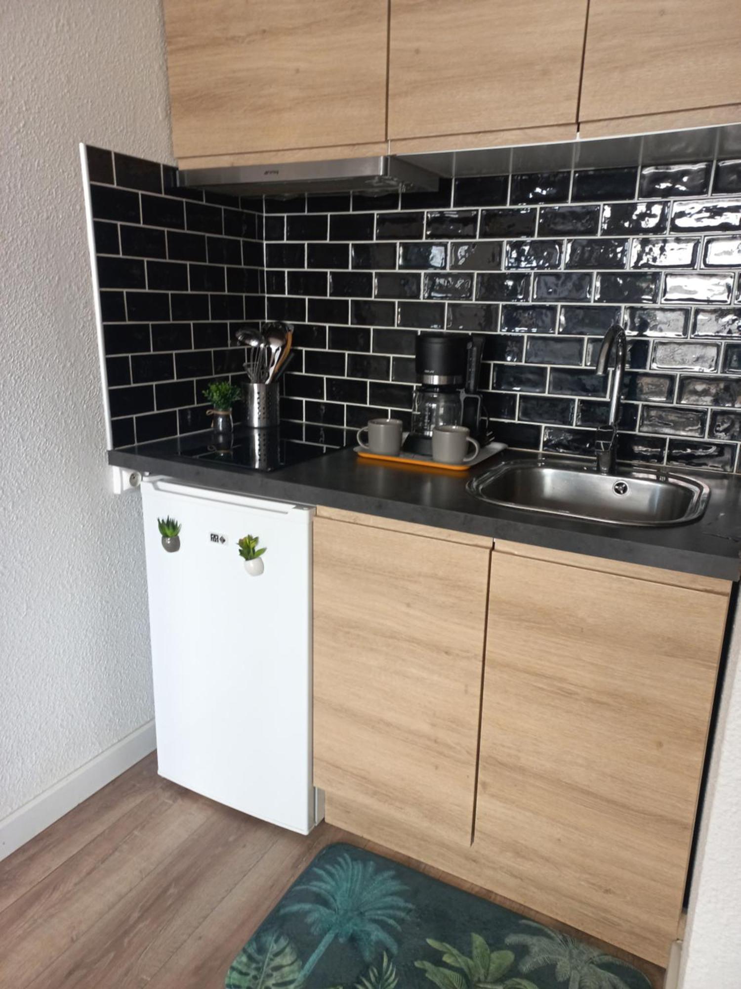 Appartement Bambou Сет Экстерьер фото